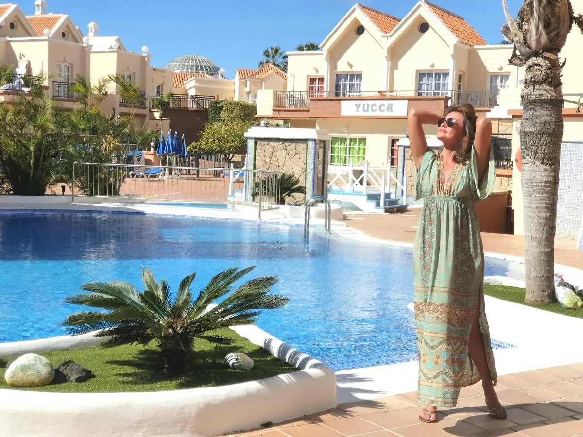 Yucca Park, Lovely, Quiet, 2 Bedroom, 70M2, Ocean Pool View! location